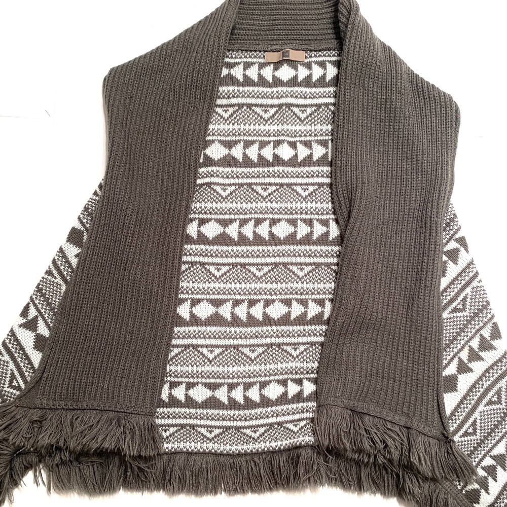Grey Aztec Cardigan with Tassles